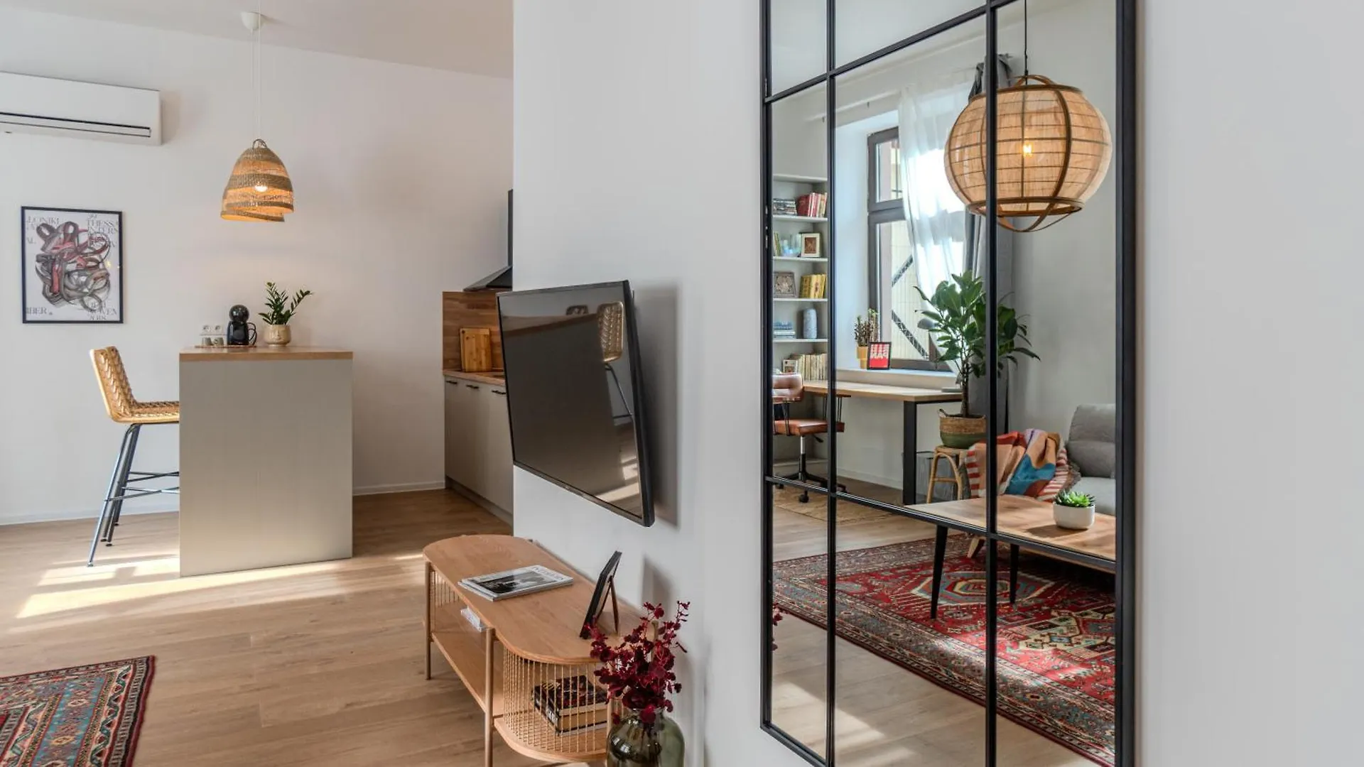 Bohemian Hideaway Historic Center Sofia Parking Apartment Bulgaria