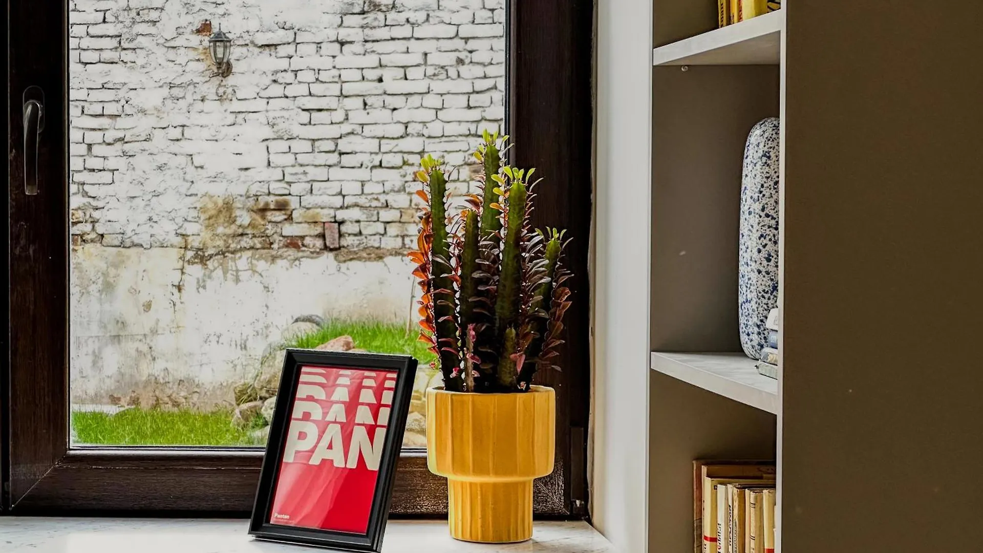 Bohemian Hideaway Historic Center Sofia Parking Apartment Bulgaria